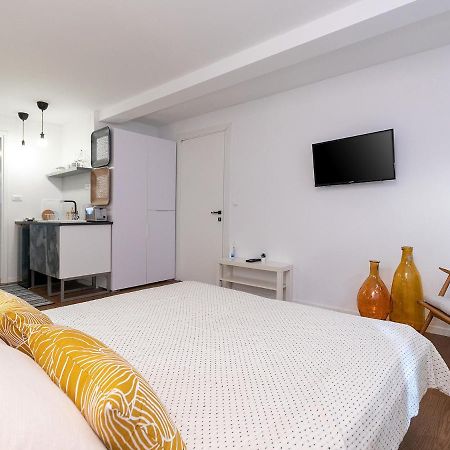 Stylish Studio Apartment By Irundo Rovinj Exteriér fotografie